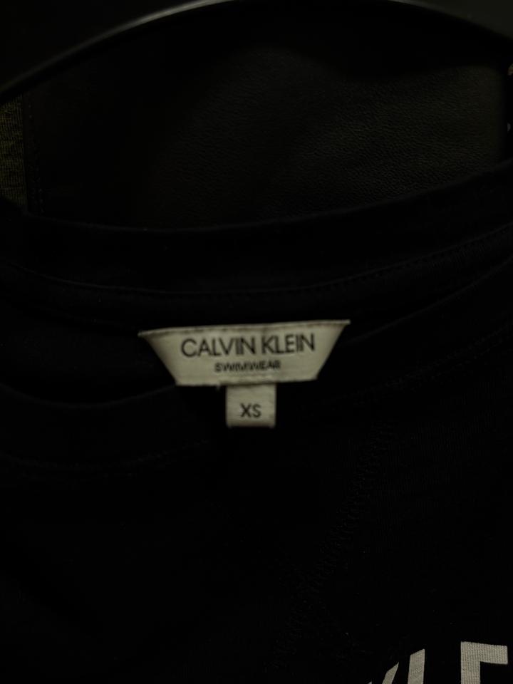 Черное платье Calvin klein