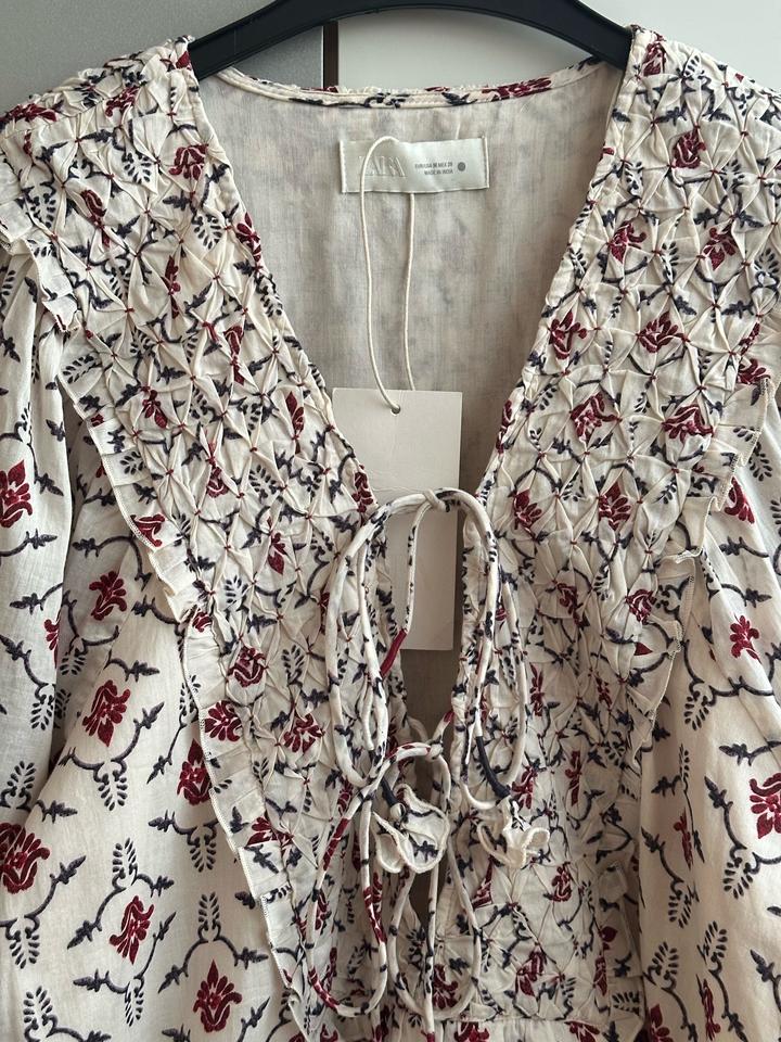 Платье Zara