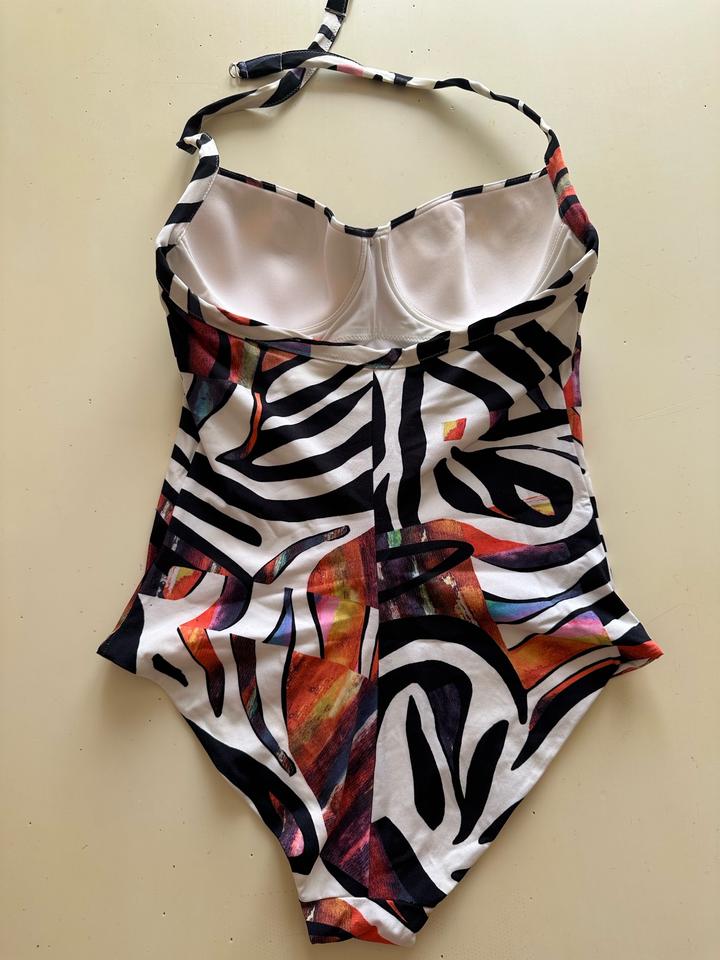 Купальник и парео Louis Feraud