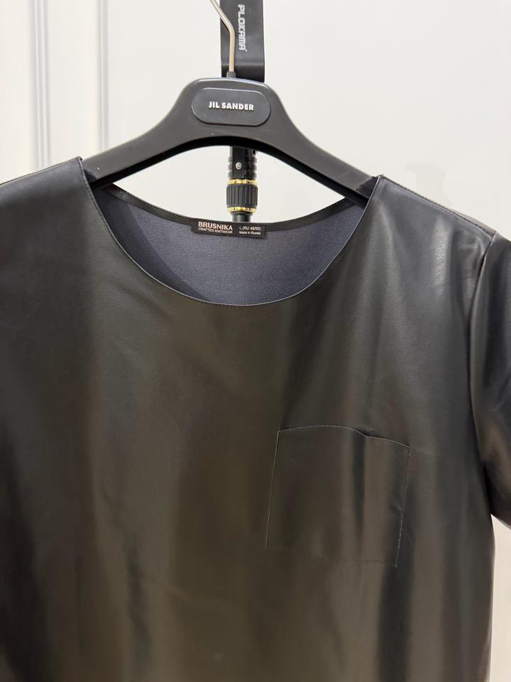 Топ кожаный