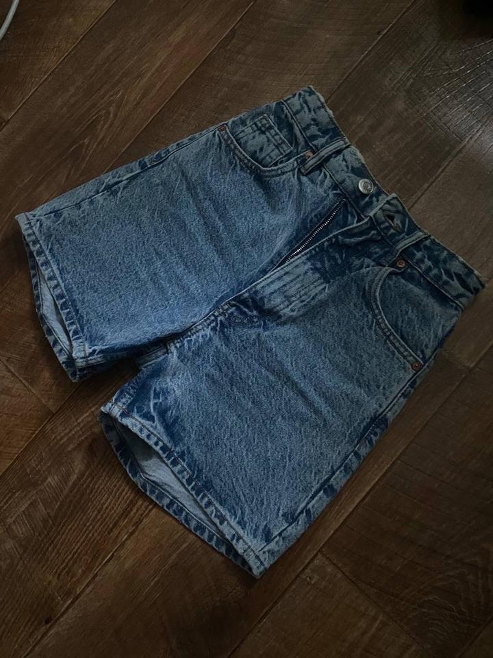 Джинсовые шорты Zara