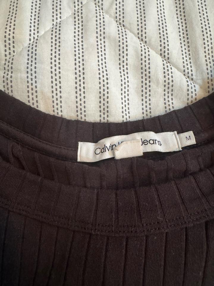 Платье из тонкого трикотажа