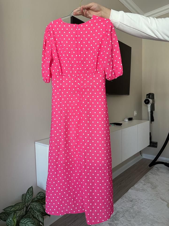 Платье в горошек