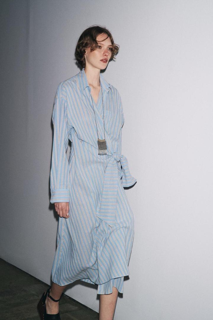 Платье Zara