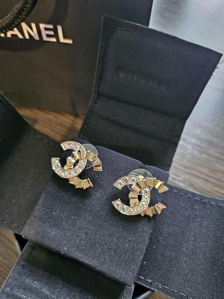 Серьги Chanel