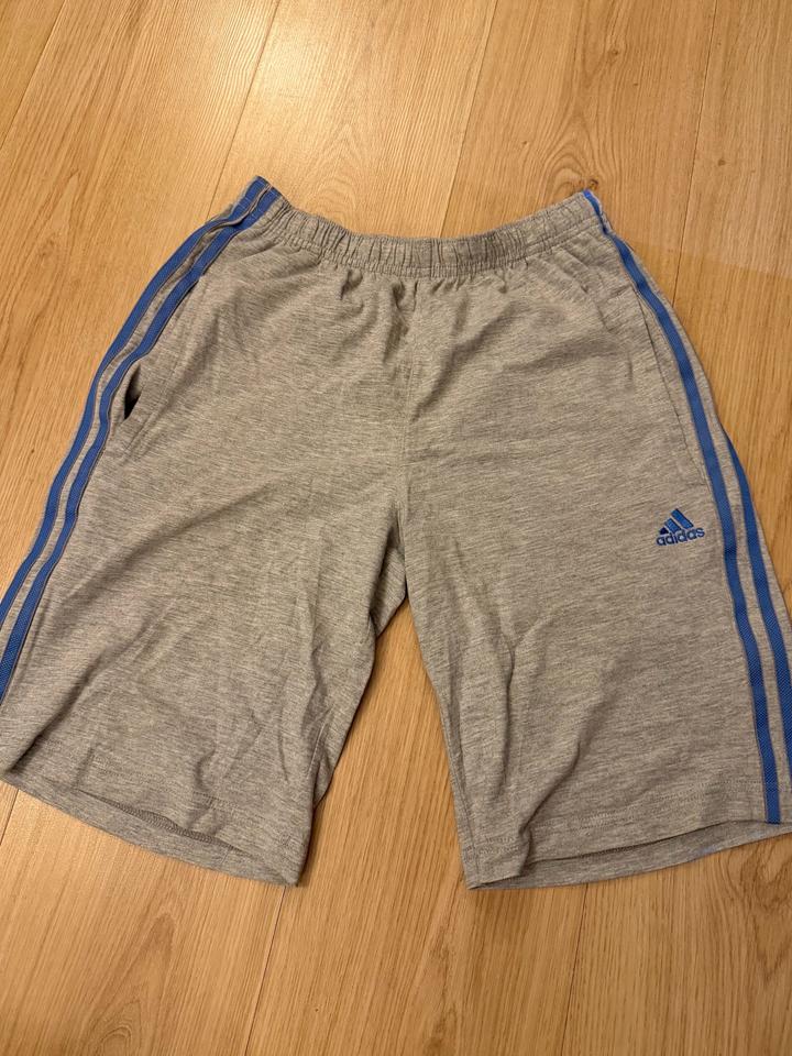 Адидас шорты