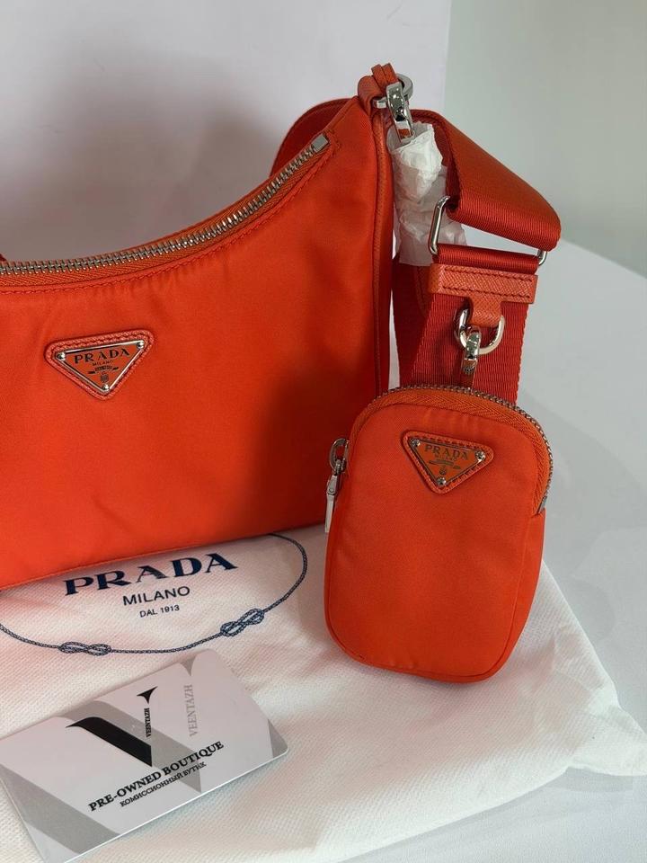 Сумка Prada Re-Edition 2005