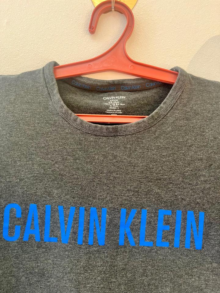 Футболка Calvin Clein s