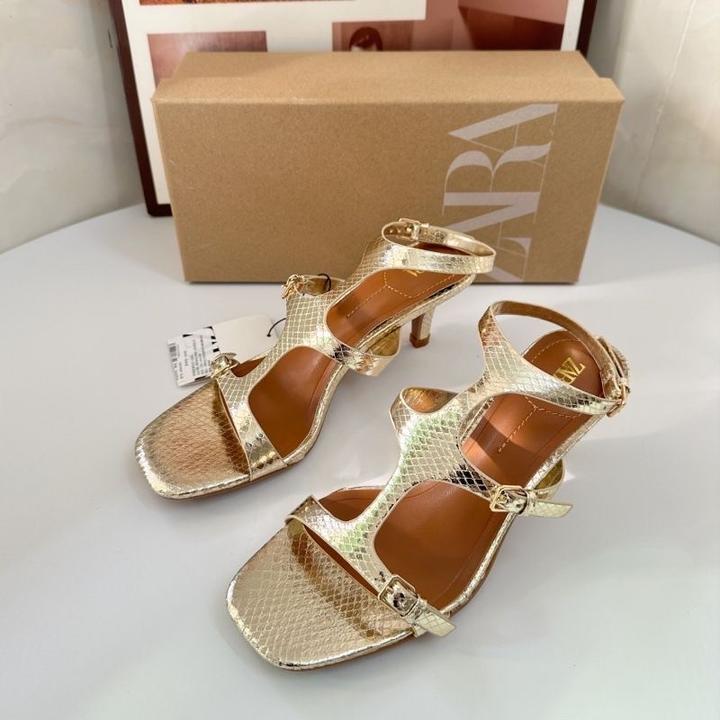 Босоножки ZARA