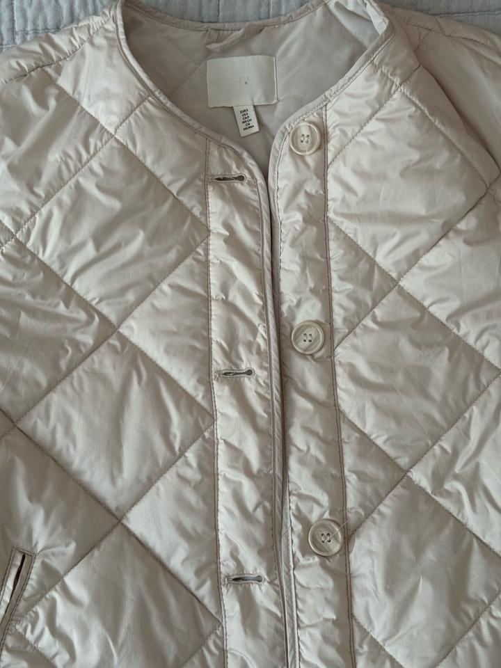 Белая куртка H&M