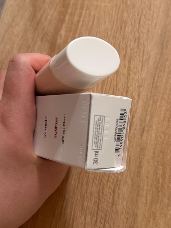 🌸 Dior Snow UV Shield Tone Up SPF 50+ PA+++ батч код имеется на фото , Оригинал