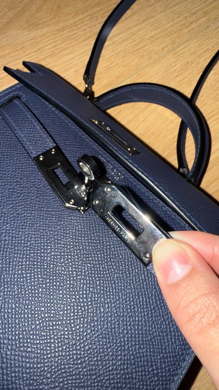 Mini Kelly в глубоком синем оттенке