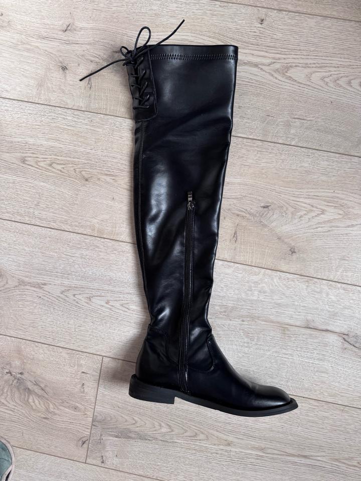 Продам осенние сапоги ботфорты