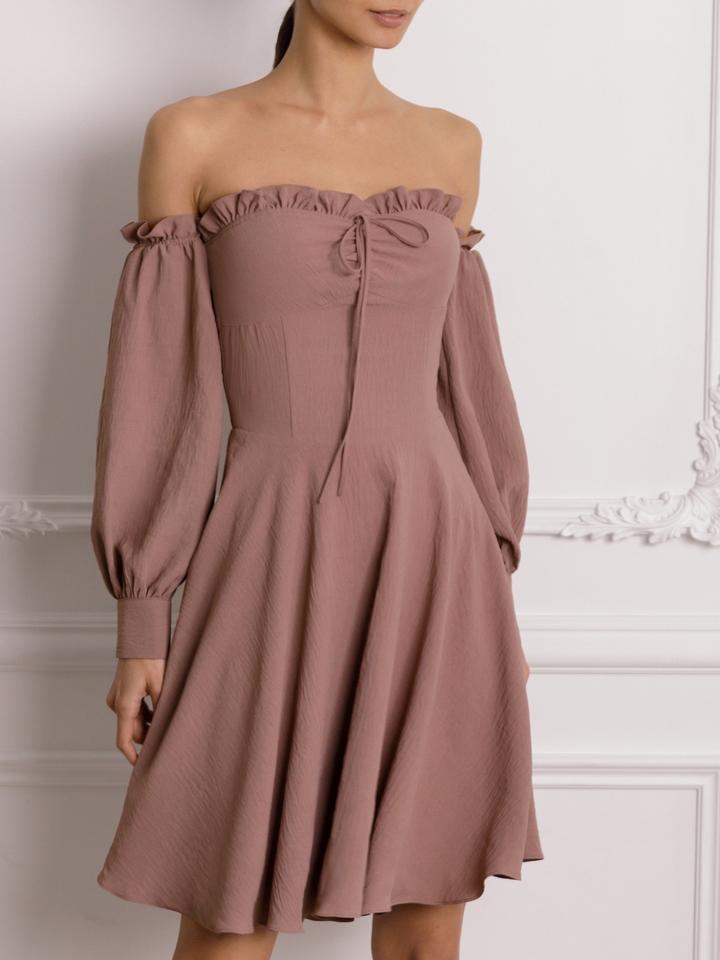 Пудро бежевое Платье Lichi