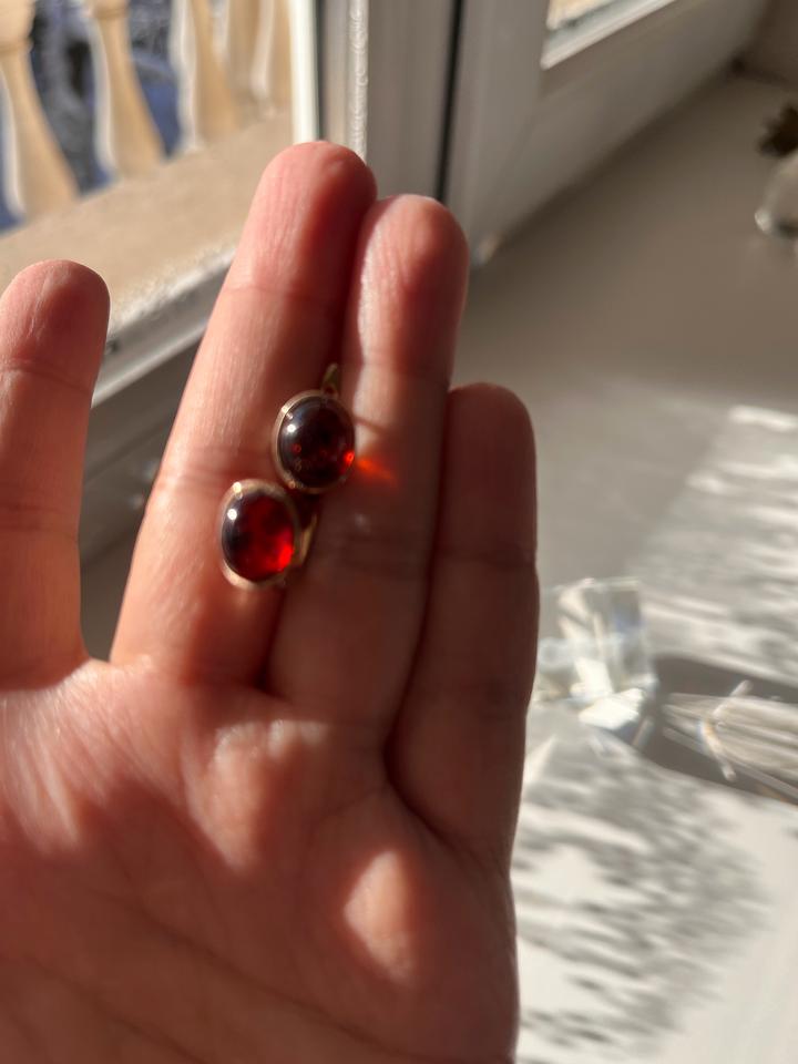 Серебряные серьги с янтарем