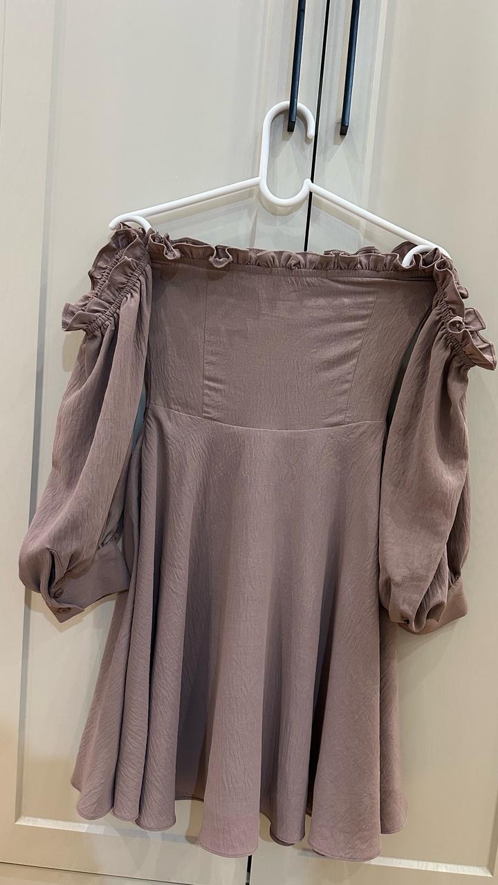 Пудро бежевое Платье Lichi