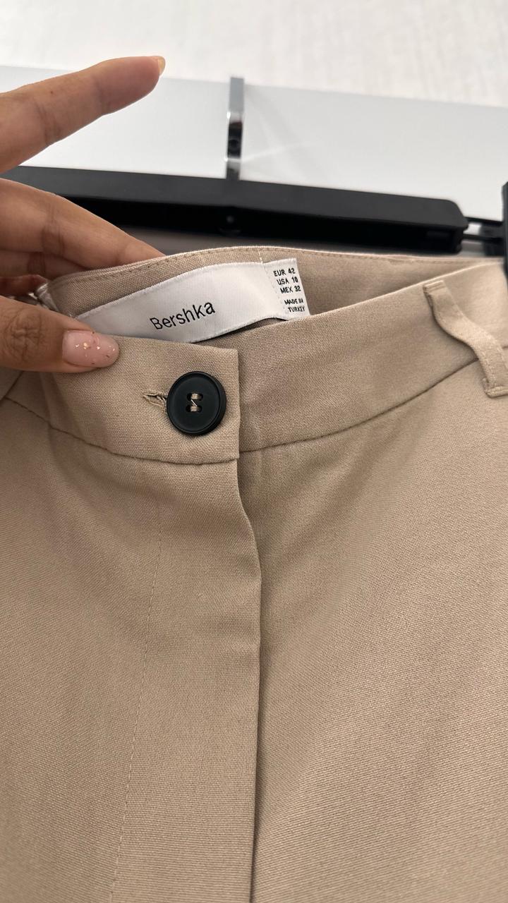 Прямые штаны Bershka