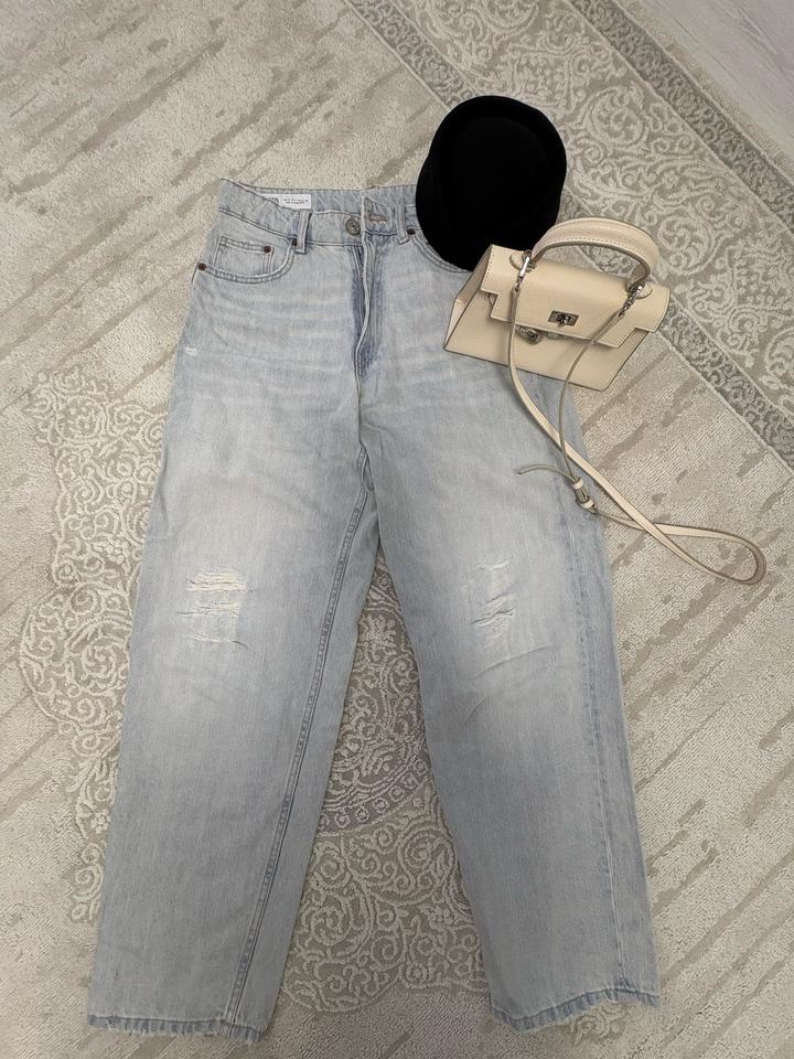 Джинсы Zara