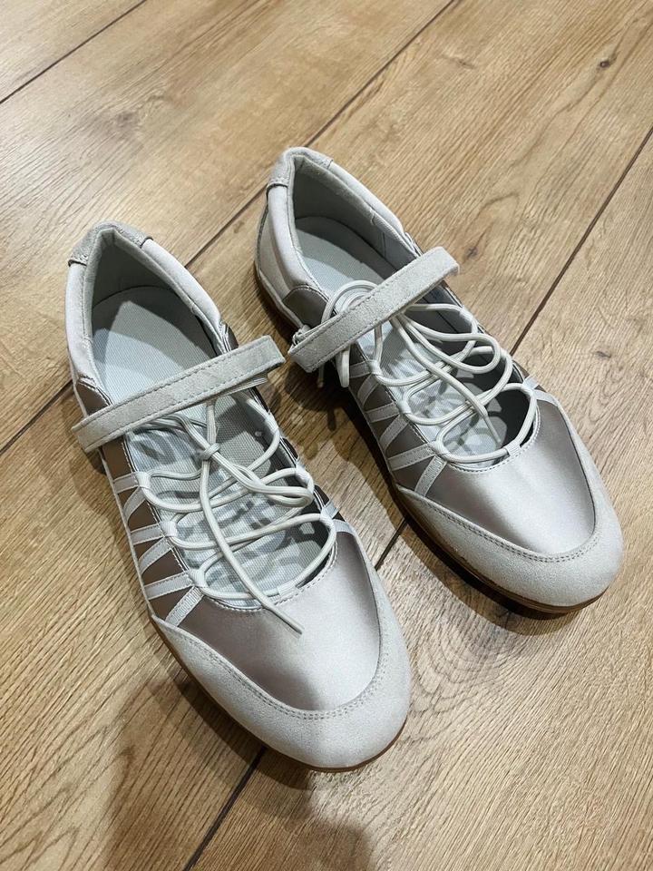 Балетки Uniqlo