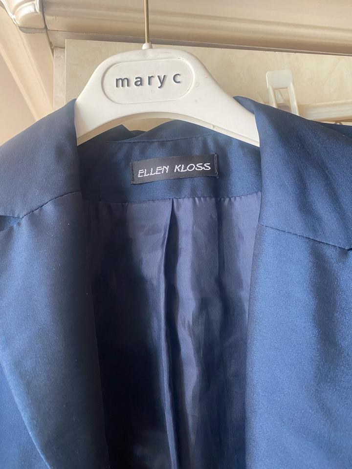 Костюм женский