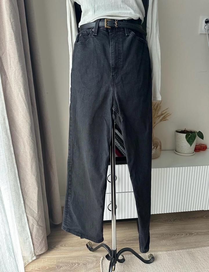 Джинсы Levi’s 28/30