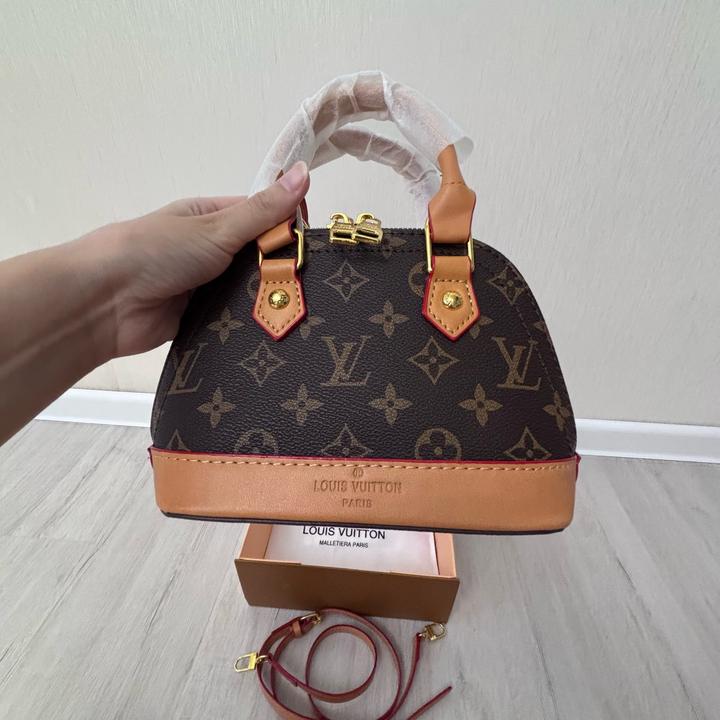 🌟 Louis Vuitton Alma Mini 🌟