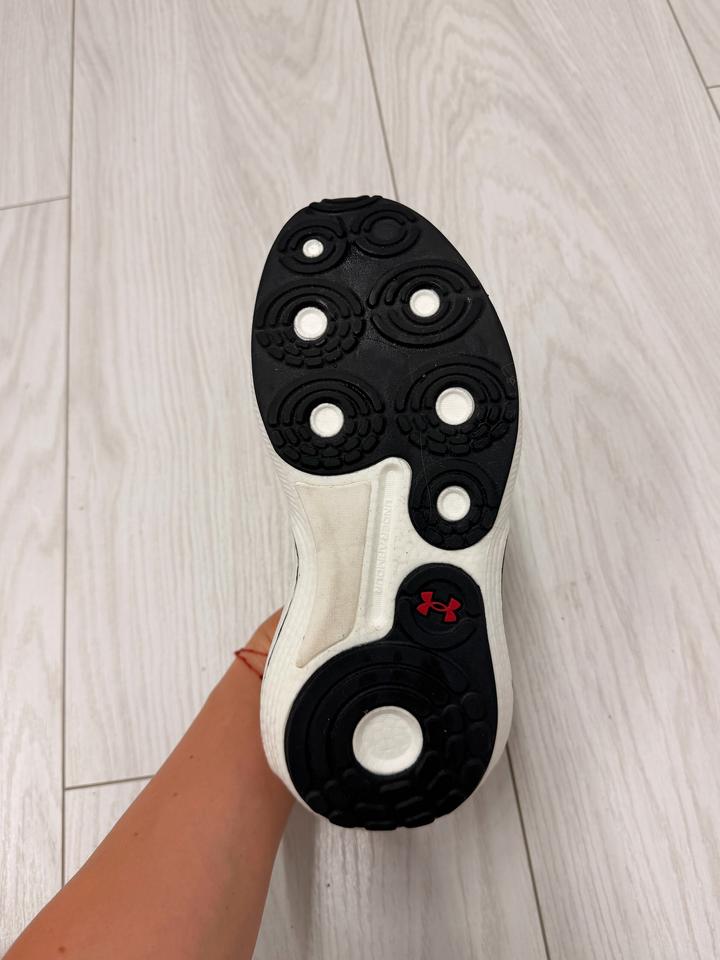 Кроссовки Under Armour Phantom 4