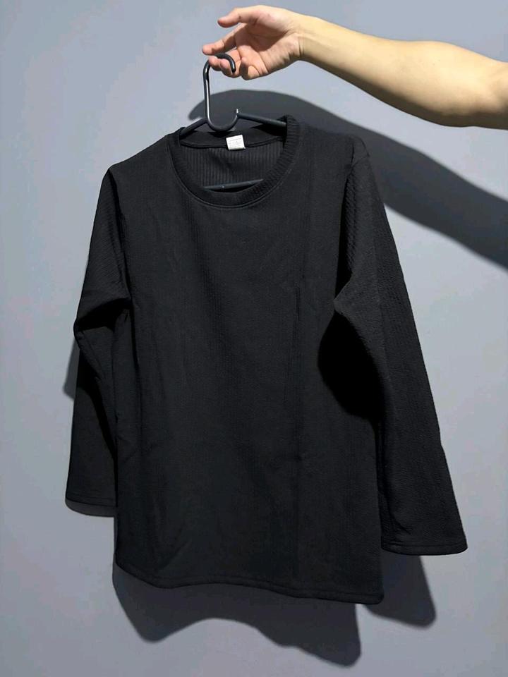 Черный лонгслив