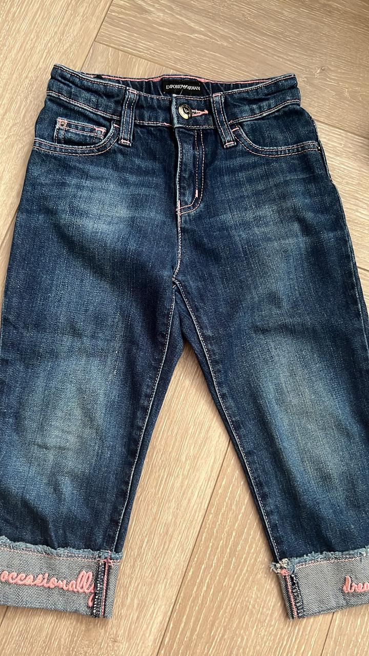 Джинсы Armani