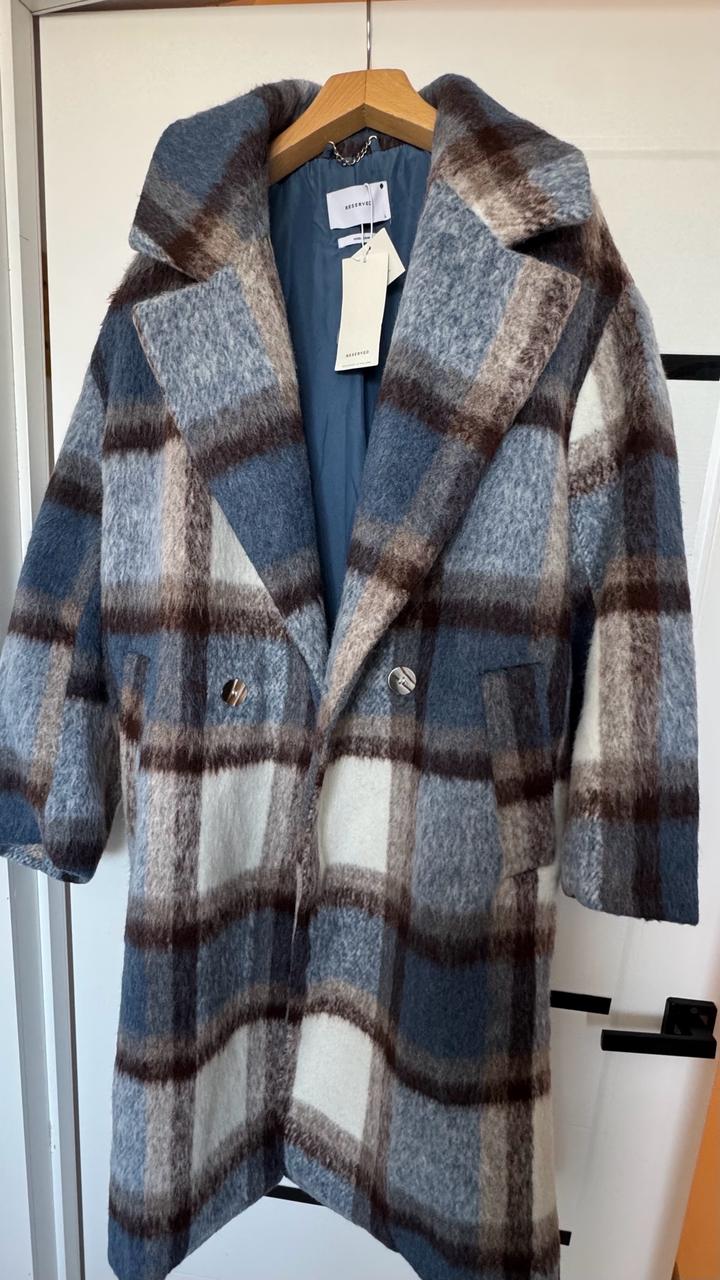 Reserved пальто