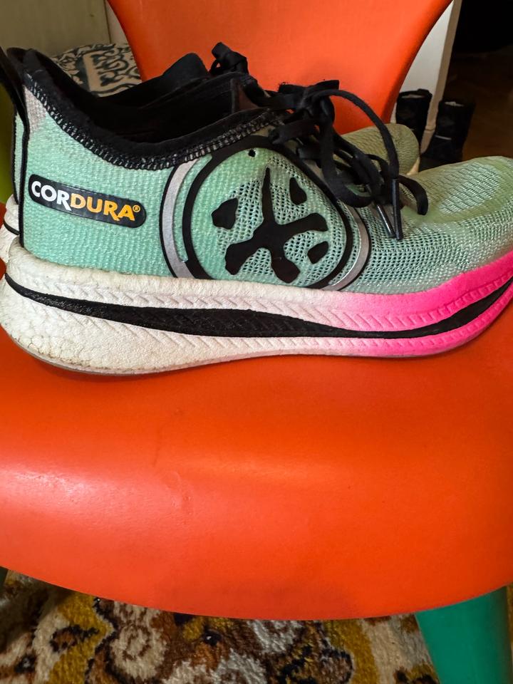 Кроссовки bmai