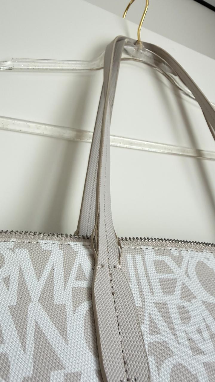Розовая сумка Armani Exchange