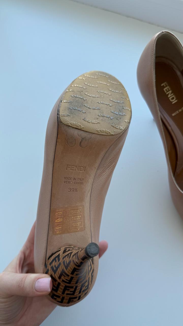 Туфли Fendi