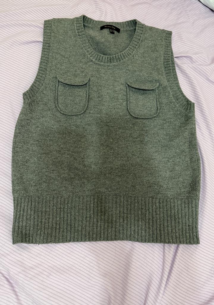 Жилет трикотажный