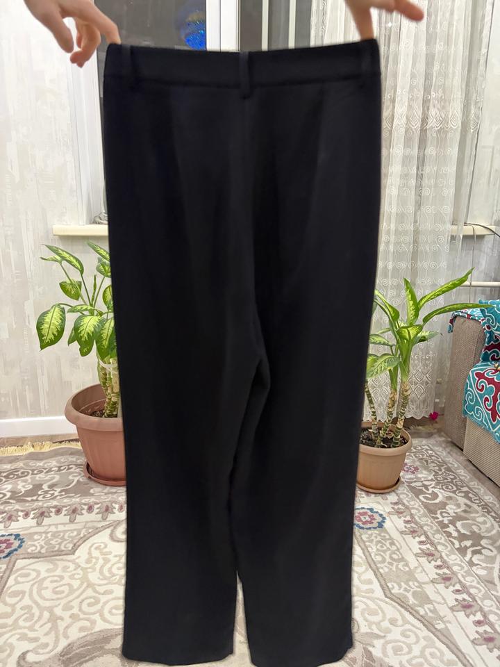 Штаны классические свободные