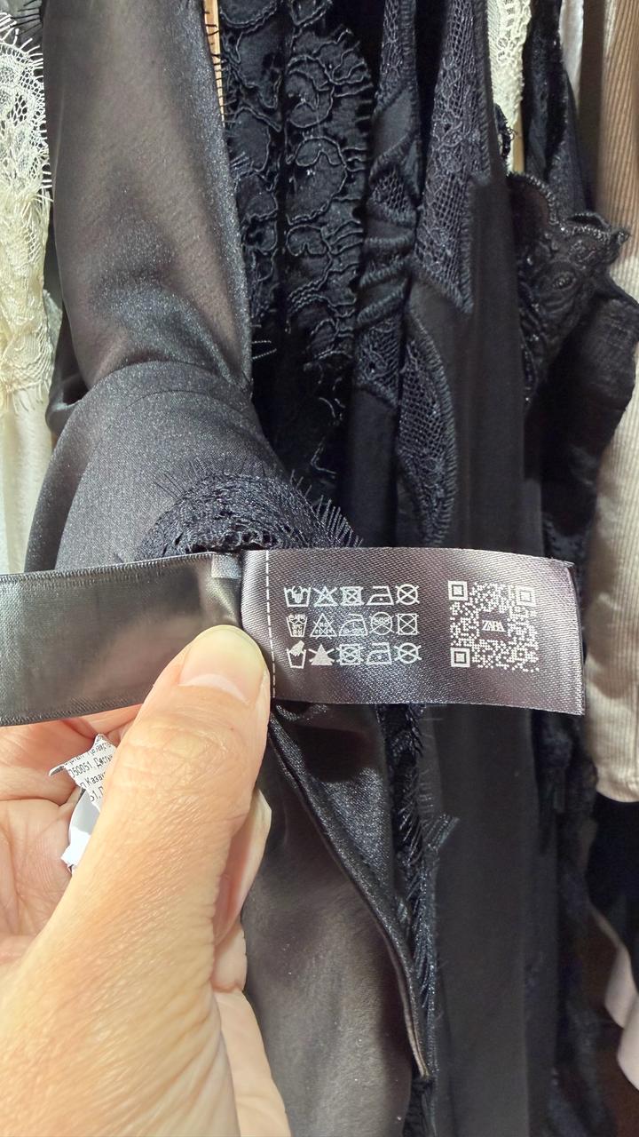 Платье ассиметричного кроя Zara