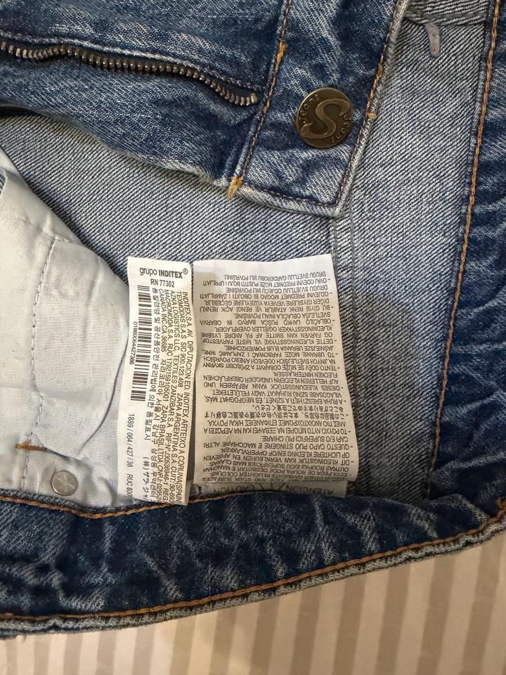 Синие прямые джинсы Zara