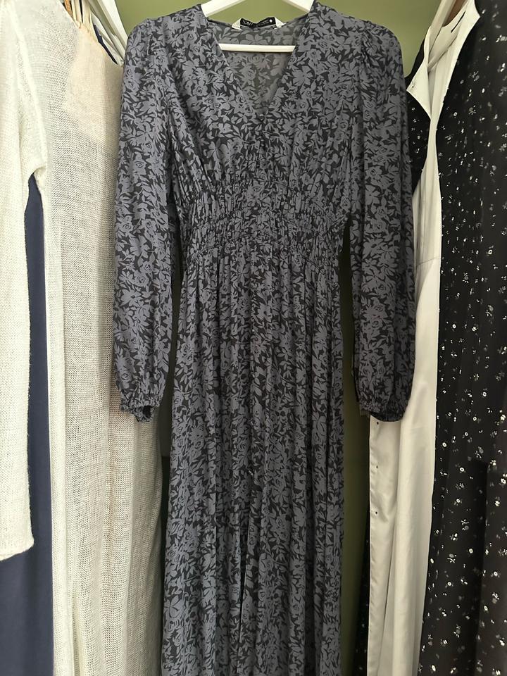Платье Zara