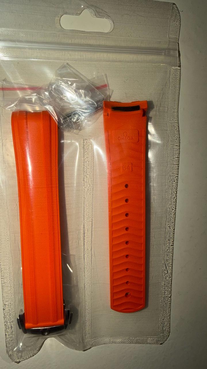 Продам каучуковые ремешки на часы Omega