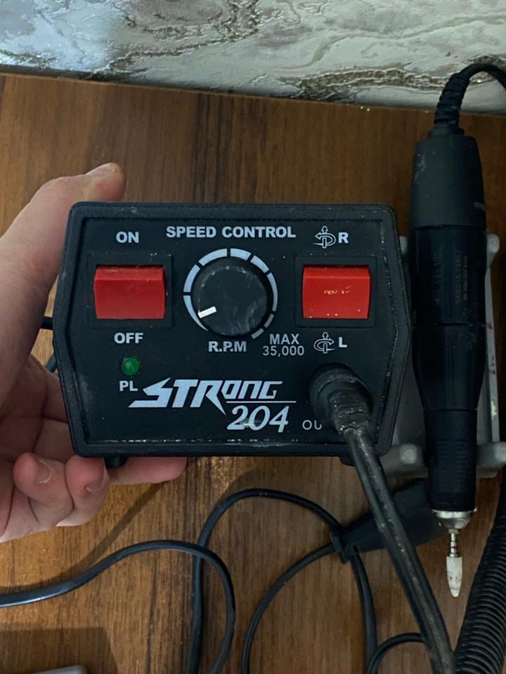 профессиональный аппарат для маникюра и педикюра Strong204