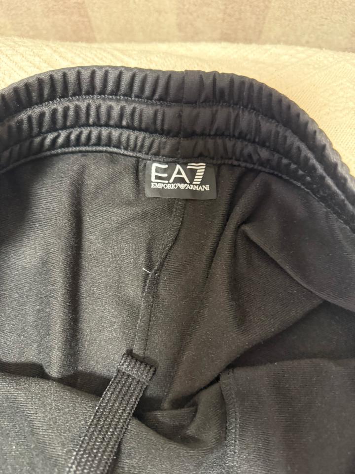 мужской костюм Emporio Armani