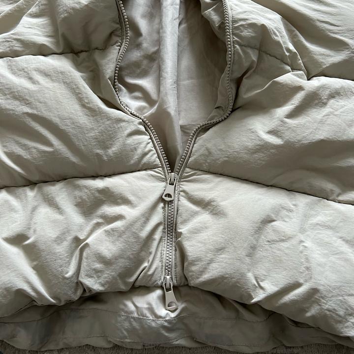 Бежевый пуховик DeFacto