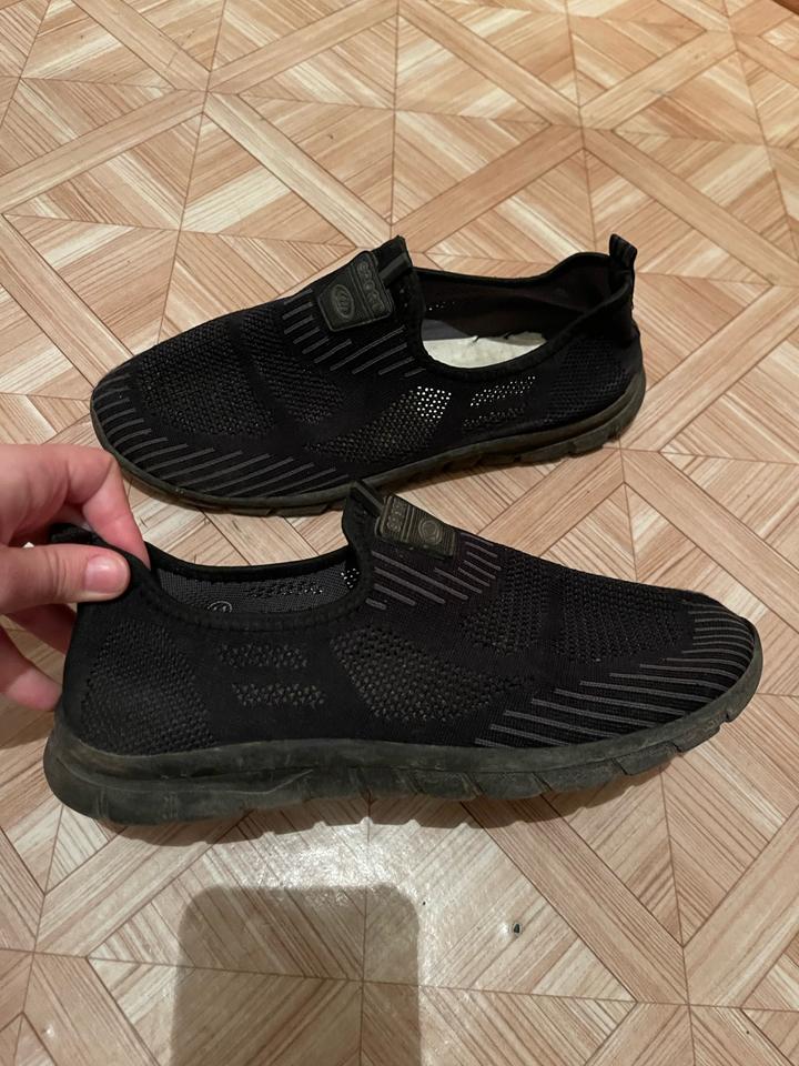 Мужские кроссовки