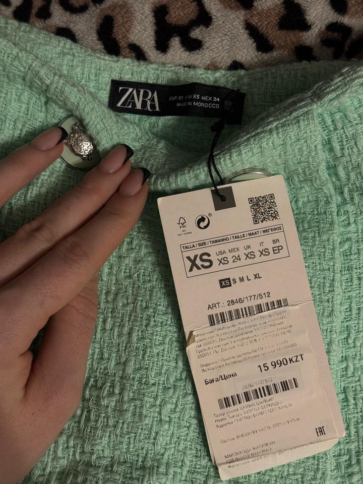 Шортики новые Zara