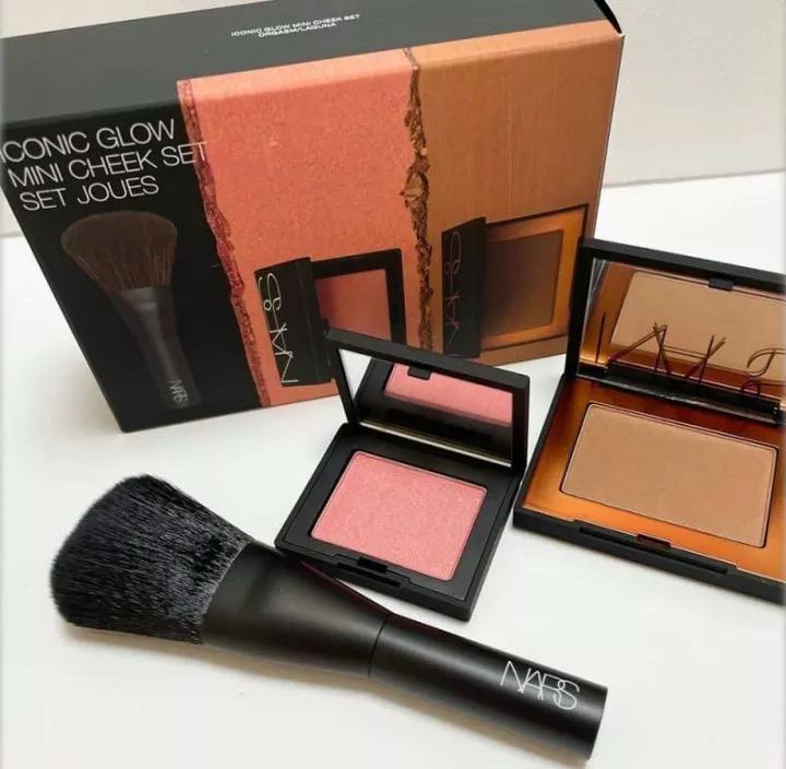 Набор Iconic Glow Nars