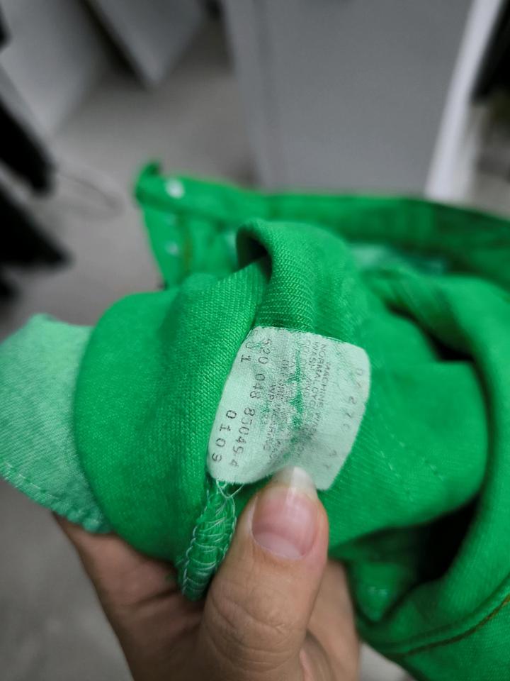 Ярко зеленые джинсы Levi's