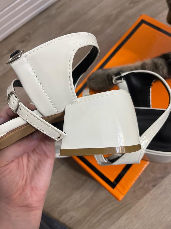 Туфли женские лаковые