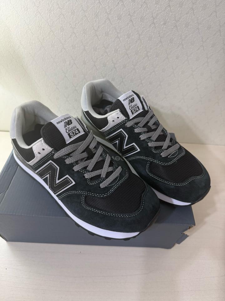 New Balance кроссовки