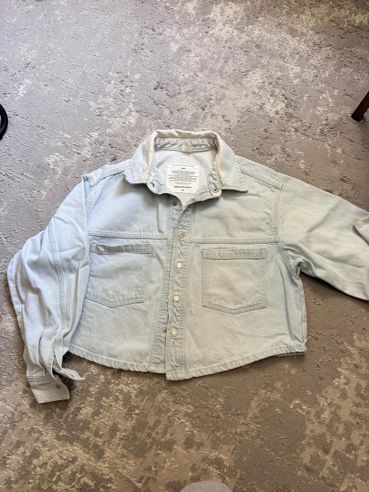 Джинсовая куртка H&M