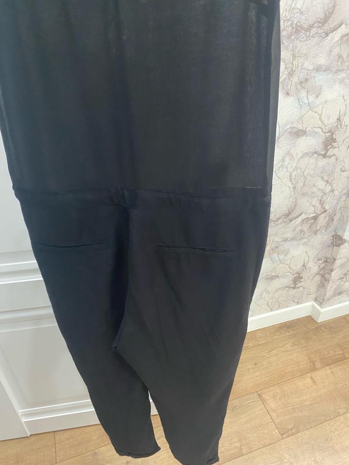 Легкий комбинезон Zara